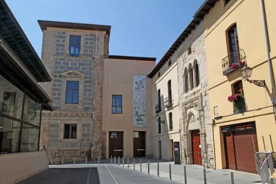 CondeLuna-scaled-e1610704534587